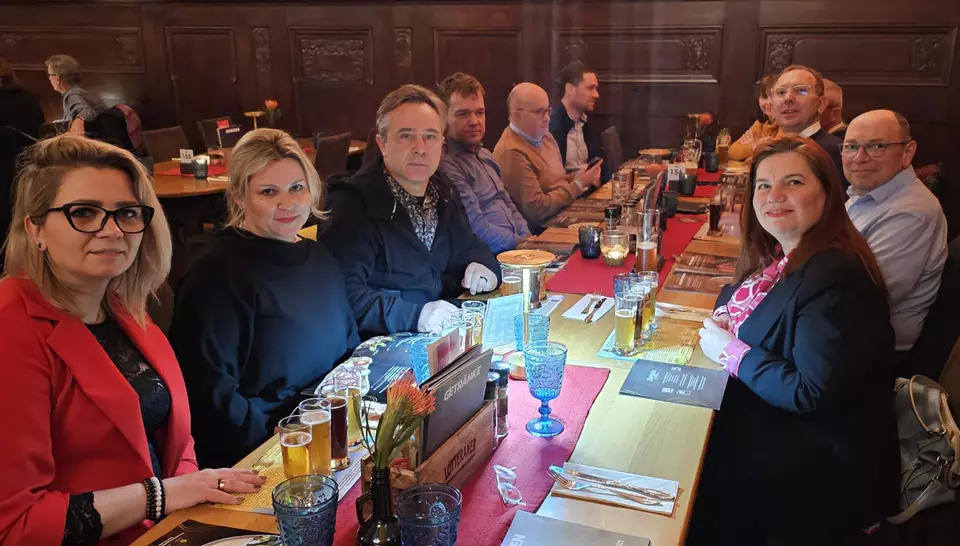 Gemeinsamer Ausklang eines ereignisreichen Tages